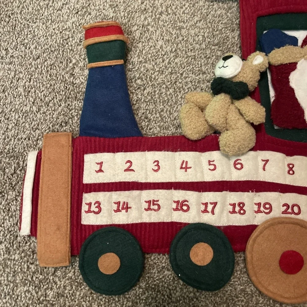 Vtg Christmas Advent Calendar Count Down Rustic Classic‎ Train Snowman Bear Felt